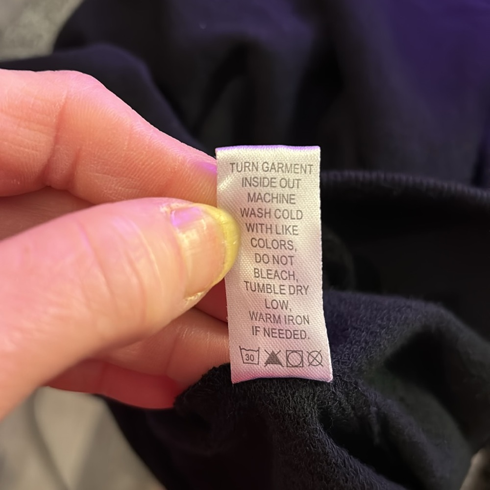Sweatshirt - Picture 7 of 7